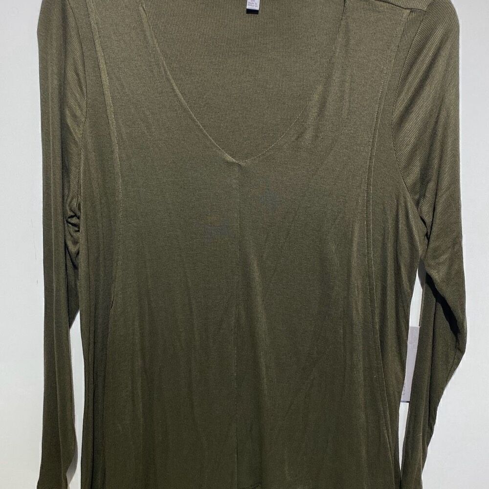 Jennifer Lopez Womens‎ 0X Olive Green V-Neck Long Sleeve Sharkbite Hem Top